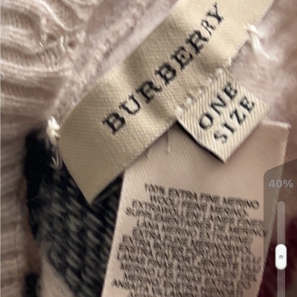 Cute 100% wool Burberry hat. One size. Keeps your head nice and warm! - Picture 5 of 6